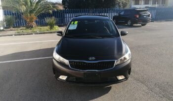 KIA FORTE EX HB 2018 lleno