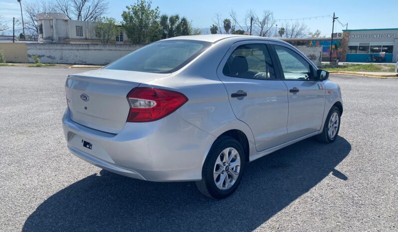 FORD FIGO 2018 lleno