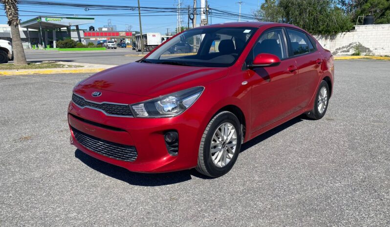 KIA RIO LX 2020 lleno