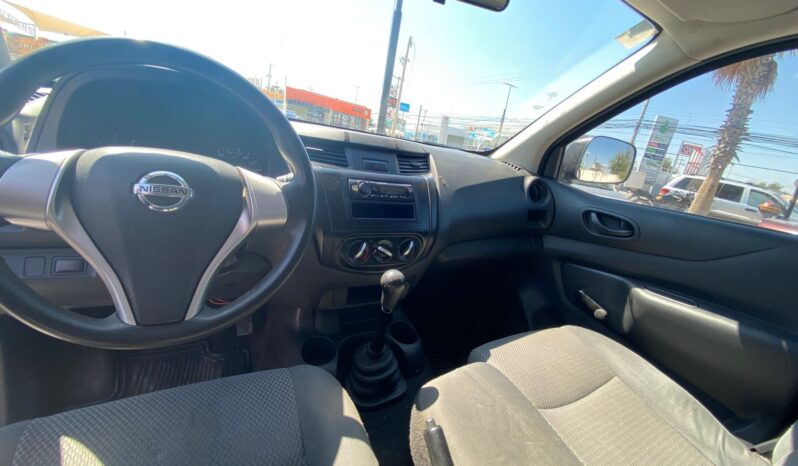 NISSAN NP300 2020 lleno