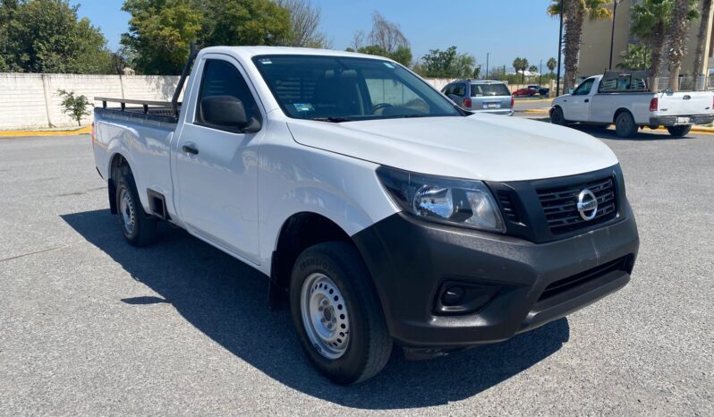 NISSAN NP300 2020 lleno