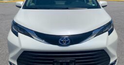 TOYOTA SIENNA 2021