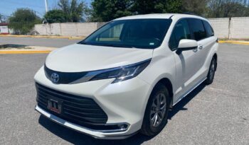 TOYOTA SIENNA 2021 lleno