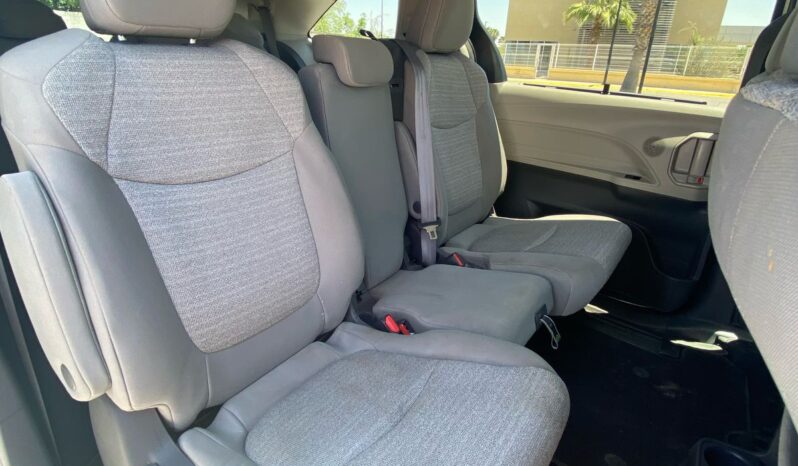 TOYOTA SIENNA 2021 lleno