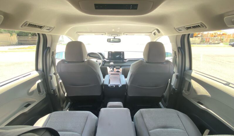 TOYOTA SIENNA 2021 lleno