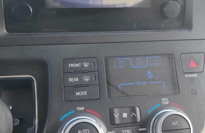 TOYOTA SIENNA 2016 lleno