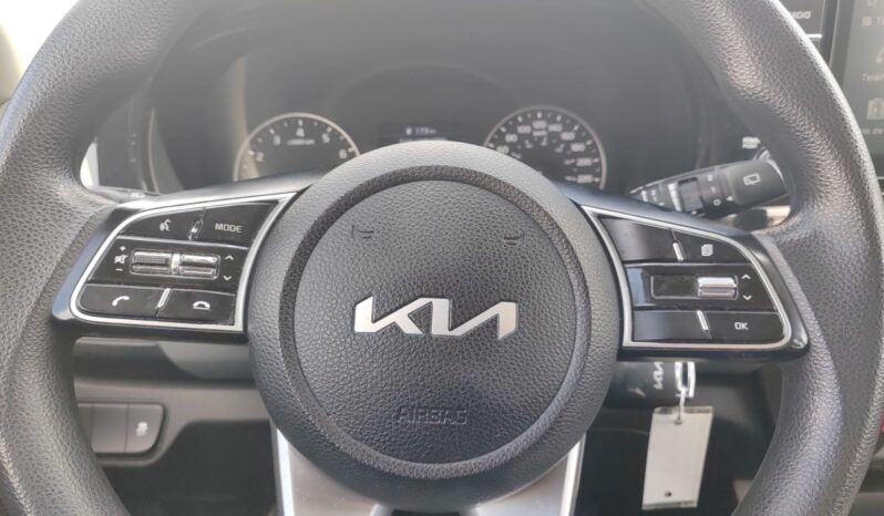 KIA SELTOS LX 2022 lleno