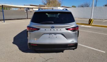 TOYOTA SIENNA XLE 2022 lleno