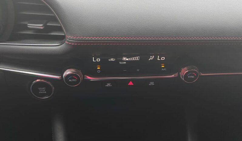 MAZDA 3HB CARBON ED 2023 lleno