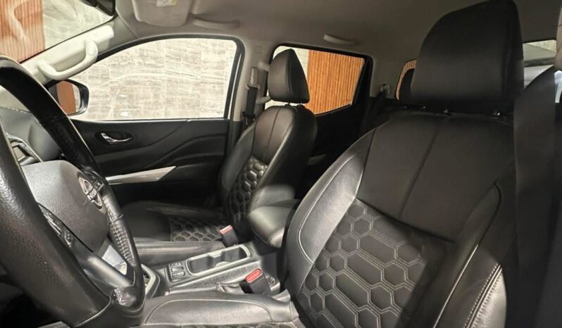 NISSAN FRONTIER PLATINUM LE 2024 lleno