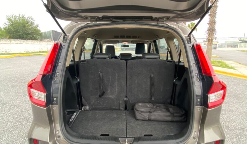 SUZUKI ERTIGA XL7 2022 lleno