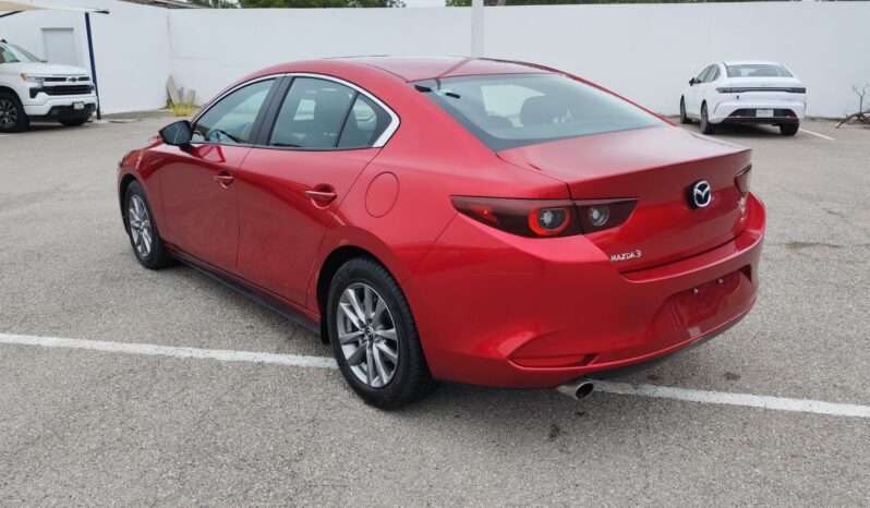 MAZDA  3  2023 lleno