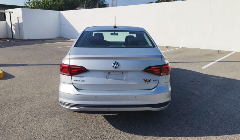 VW VIRTUS CONFORTLINE 2022 lleno