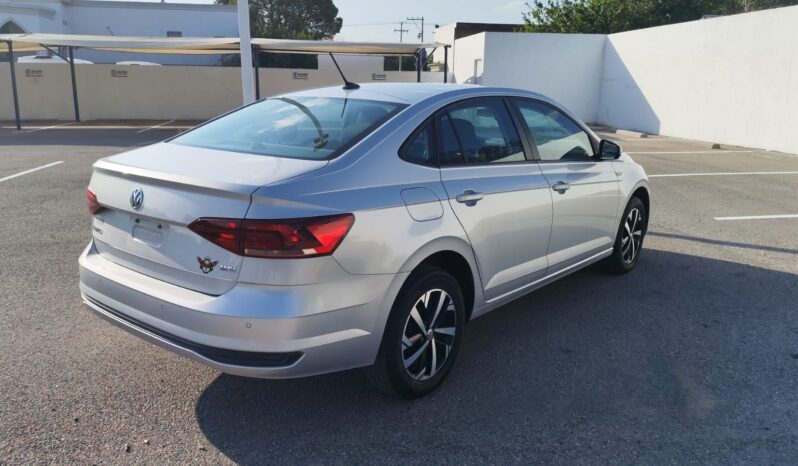 VW VIRTUS CONFORTLINE 2022 lleno