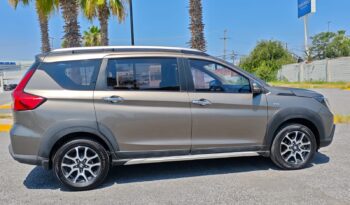 SUZUKI ERTIGA XL7 2022 lleno