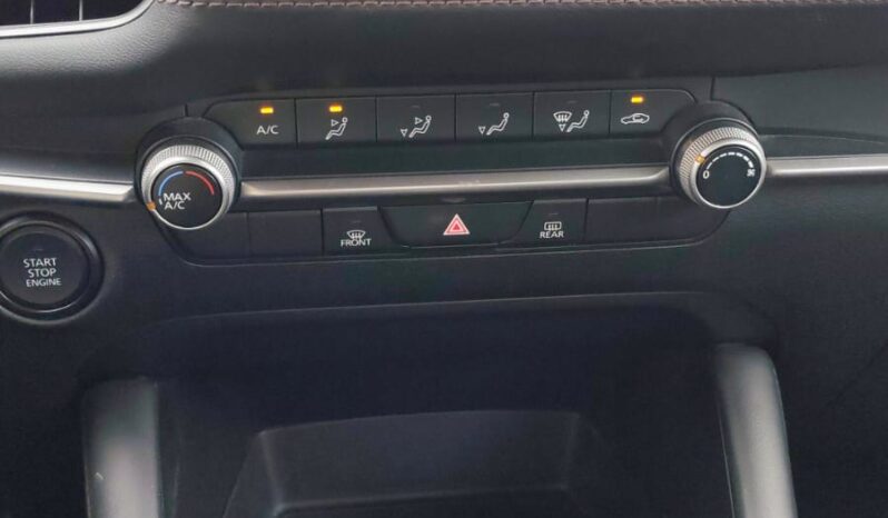 MAZDA  3  2023 lleno