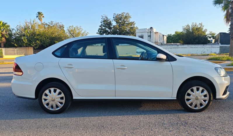 VW VENTO 2020 lleno